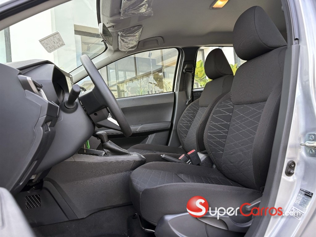 2025 Toyota Agya — foto 4 / 8