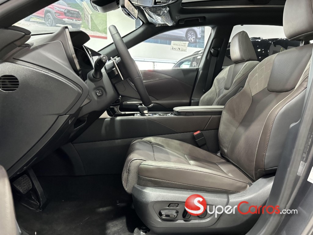 2025 Lexus RX 450 Hybrid + — foto 5 / 7