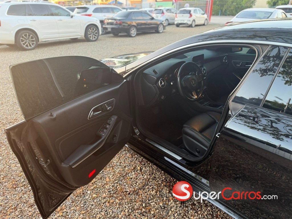 2018 Mercedes-Benz Clase CLA 250 AMG — foto 5 / 9