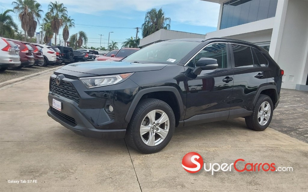 2019 Toyota RAV4 XLE — foto 3 / 10