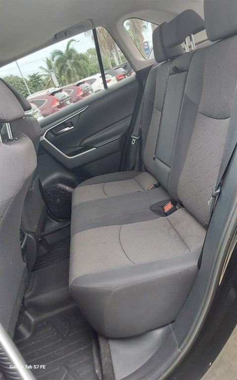2019 Toyota RAV4 XLE — foto 7 / 10