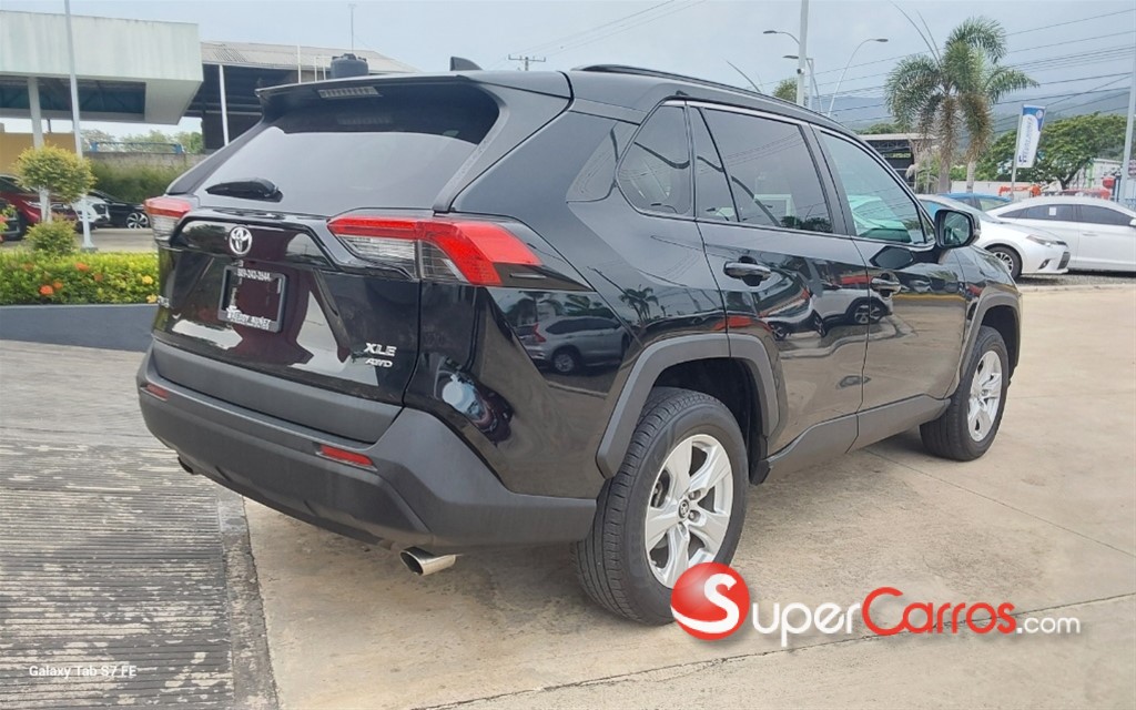 2019 Toyota RAV4 XLE — foto 10 / 10