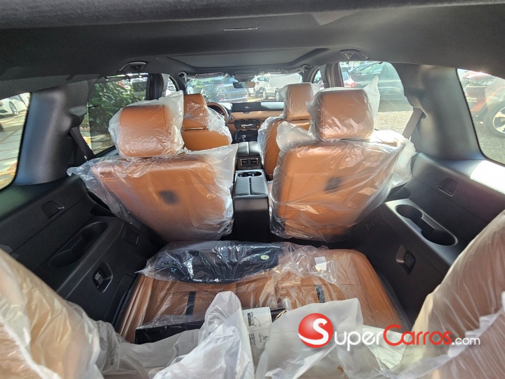 2027 Mazda CX-90 High Plus MHEV — foto 5 / 11