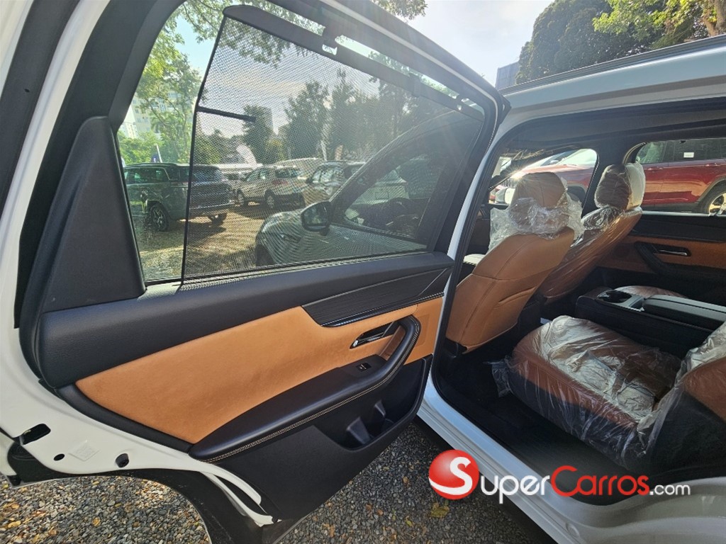 2027 Mazda CX-90 High Plus MHEV — foto 11 / 11