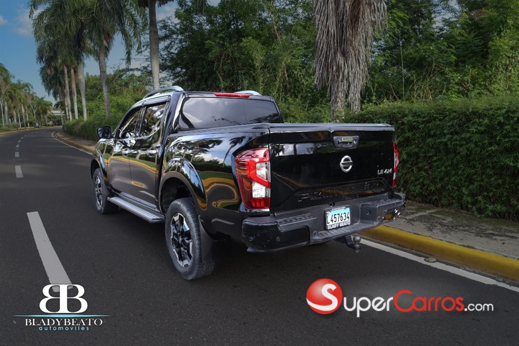 2023 Nissan Frontier LE — foto 8 / 12