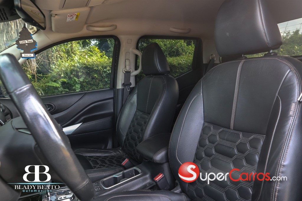 2023 Nissan Frontier LE — foto 10 / 12
