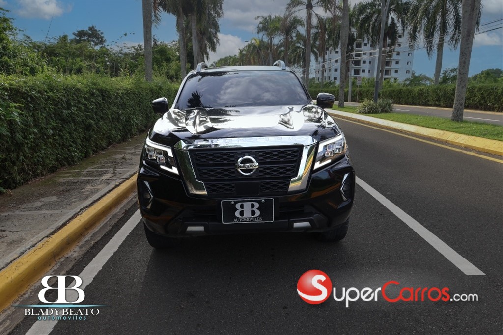 2023 Nissan Frontier LE — foto 11 / 12