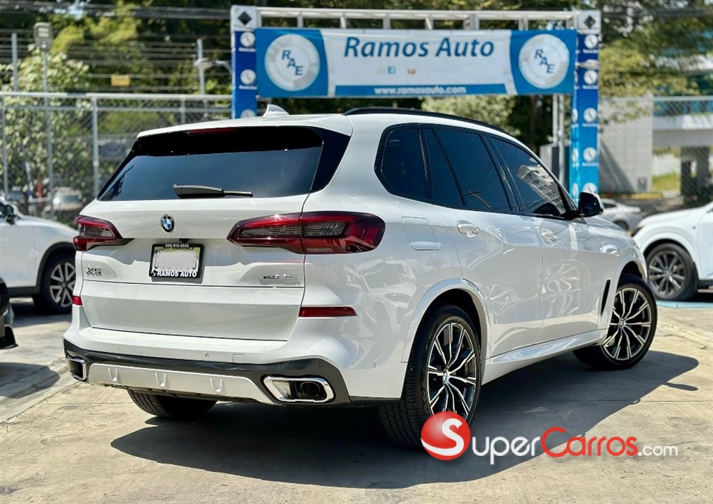 2021 BMW X 5 XDRIVE 40i — foto 3 / 12
