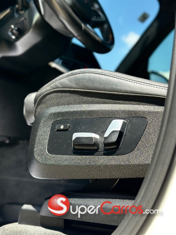 2021 BMW X 5 XDRIVE 40i — foto 9 / 12