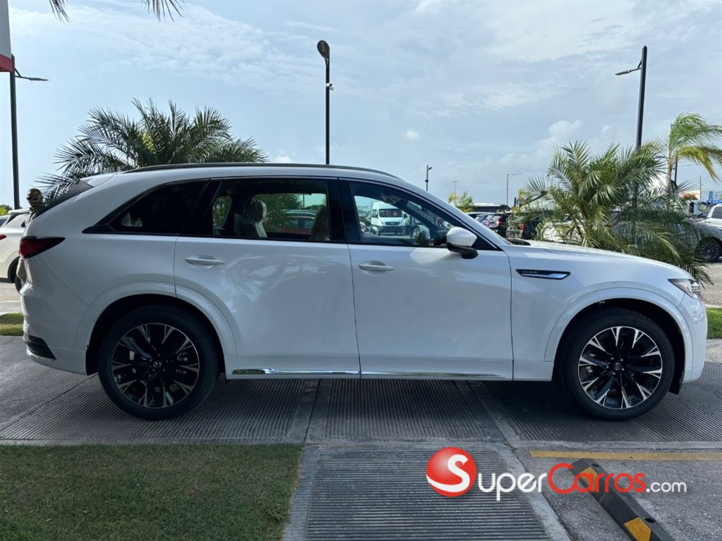 2025 Mazda CX-90 High Plus MHEV — foto 3 / 10