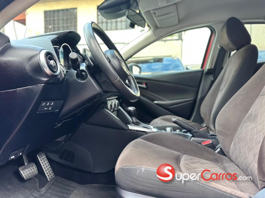 2017 Mazda Demio Sport — foto 2 / 10