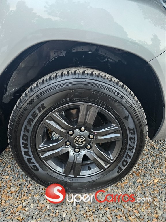 2026 Toyota Hilux Limited — foto 11 / 11