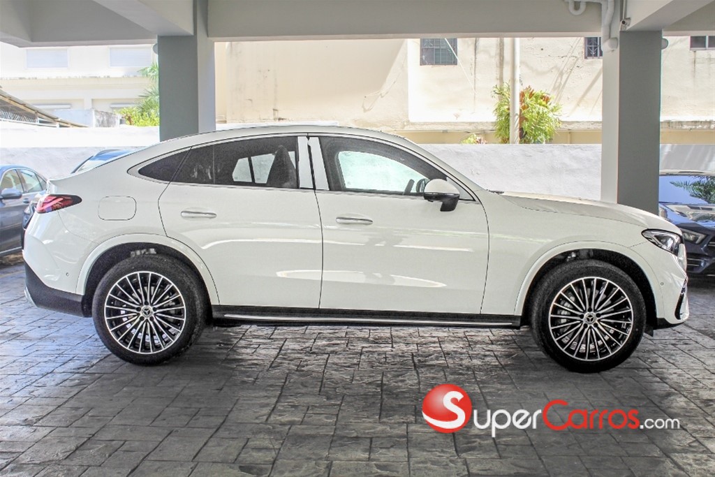 2026 Mercedes-Benz Clase GLC 200 Coupe — foto 4 / 10