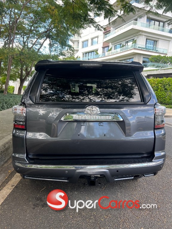 2018 Toyota 4 Runner Limited — foto 3 / 10