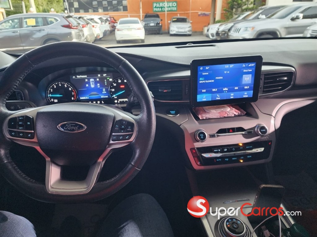 2023 Ford Explorer XLT — foto 3 / 9
