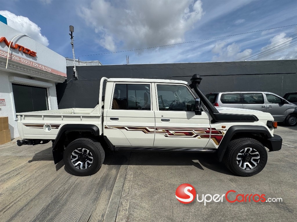 2026 Toyota Land Cruiser J79 — foto 8 / 12