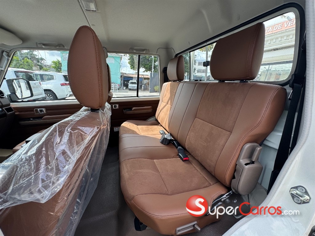 2026 Toyota Land Cruiser J79 — foto 12 / 12