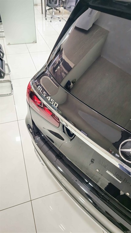 2025 Mercedes-Benz Clase GLS 450 4MATIC AMG — foto 6 / 10
