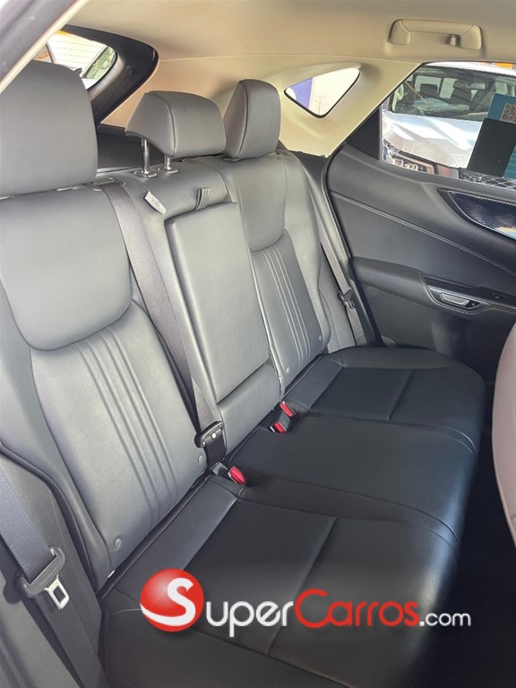 2022 Lexus NX 250 — foto 9 / 10
