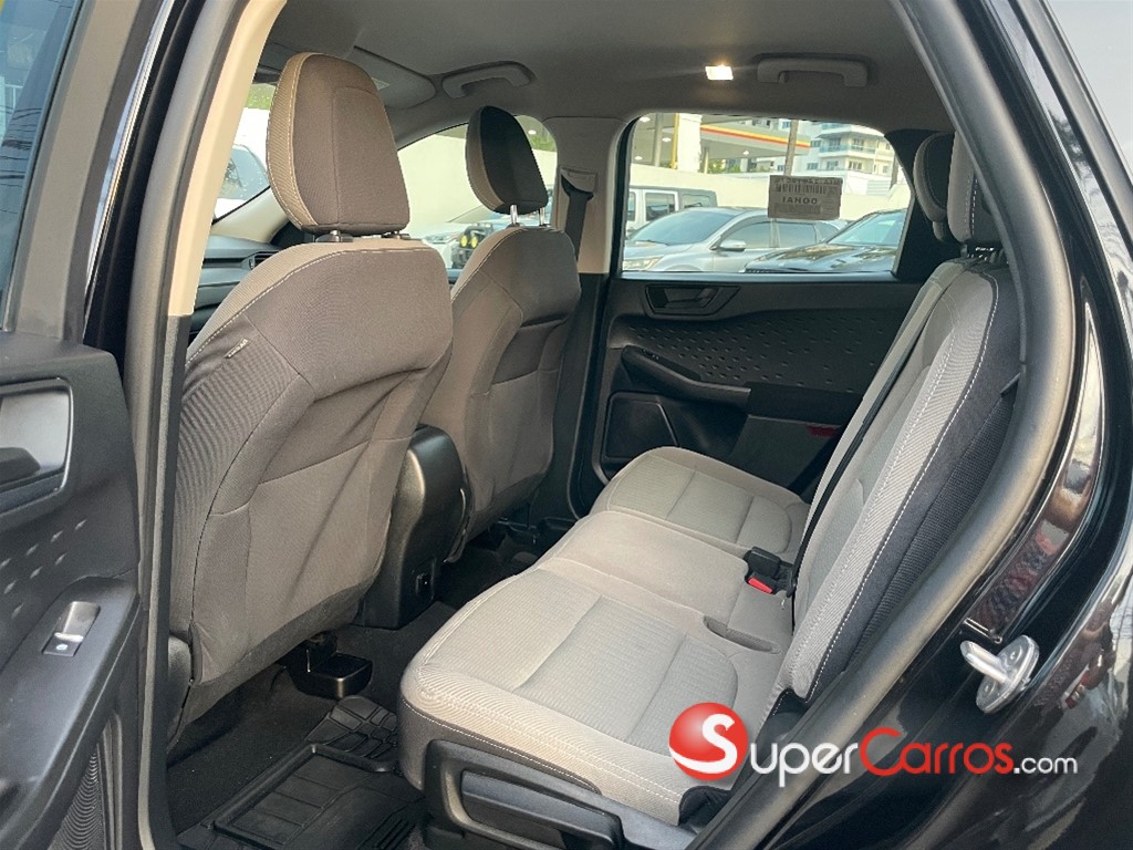 2020 Ford Escape Ecoboost — foto 7 / 12