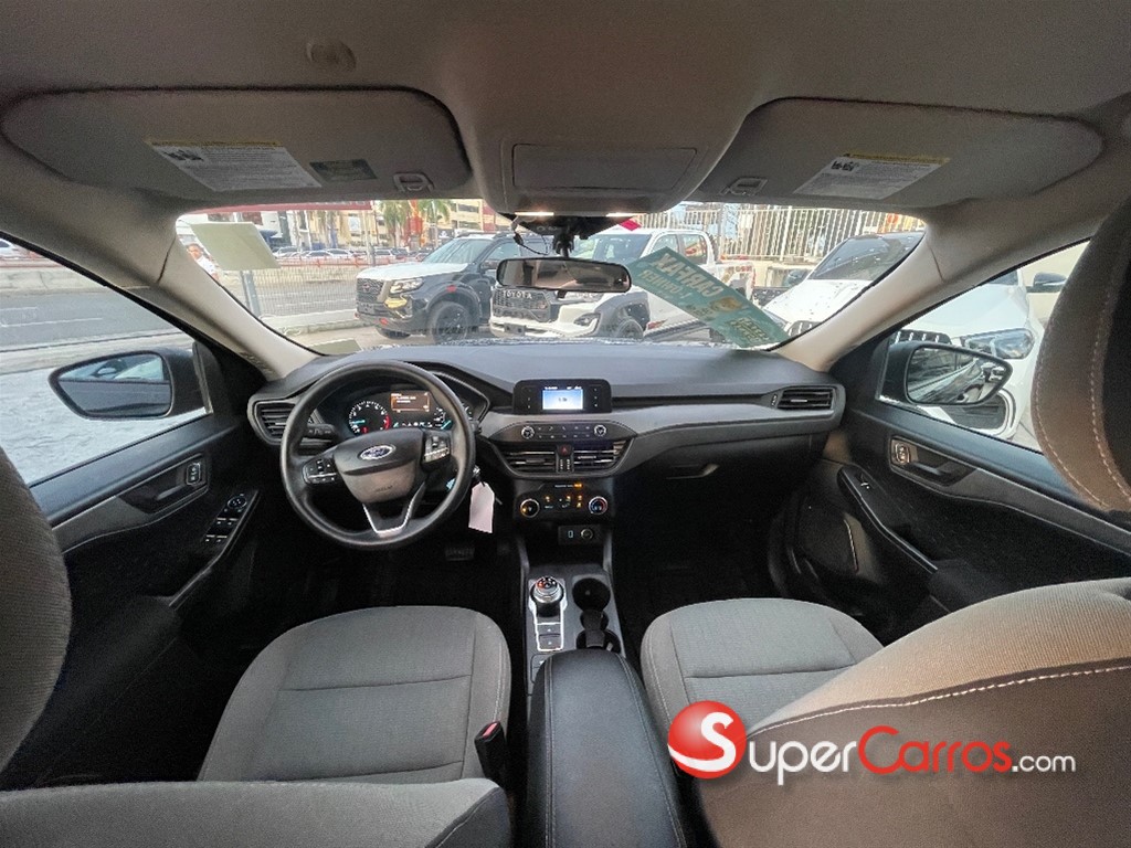 2020 Ford Escape Ecoboost — foto 9 / 12
