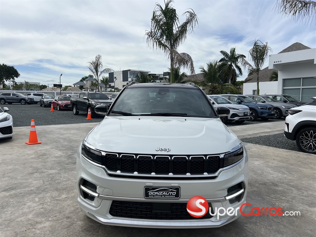 2024 Jeep Commander Overland — foto 2 / 10
