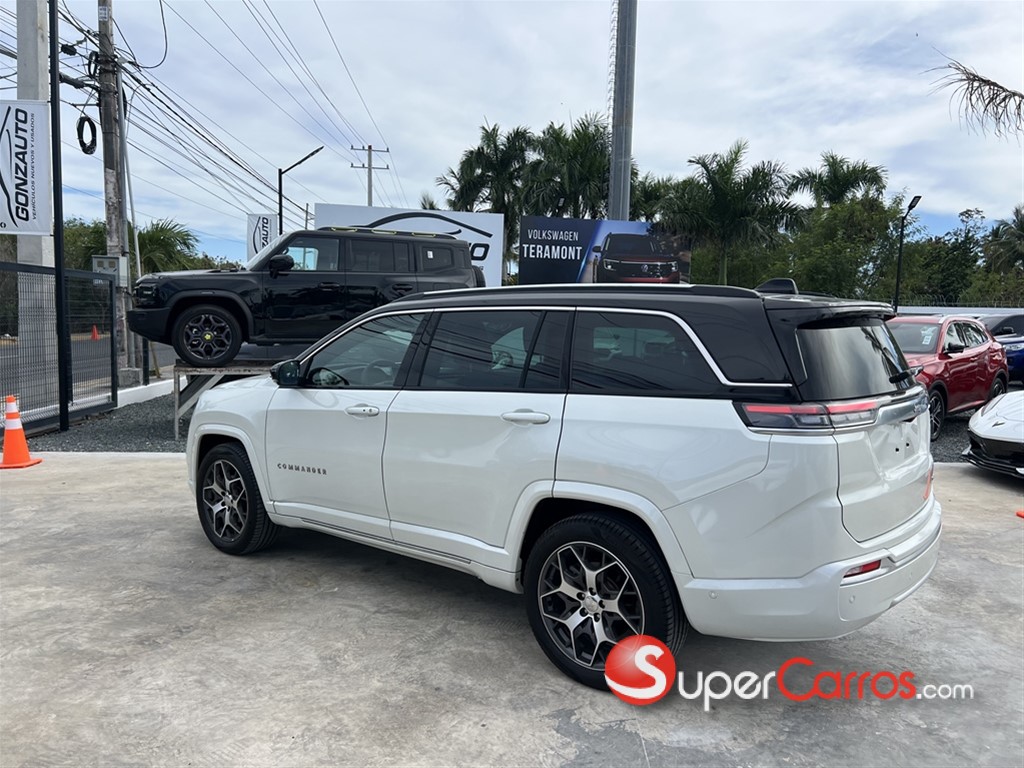 2024 Jeep Commander Overland — foto 5 / 10