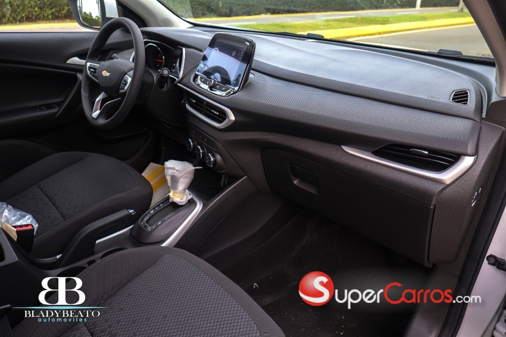 2024 Chevrolet Tracker LS — foto 8 / 11