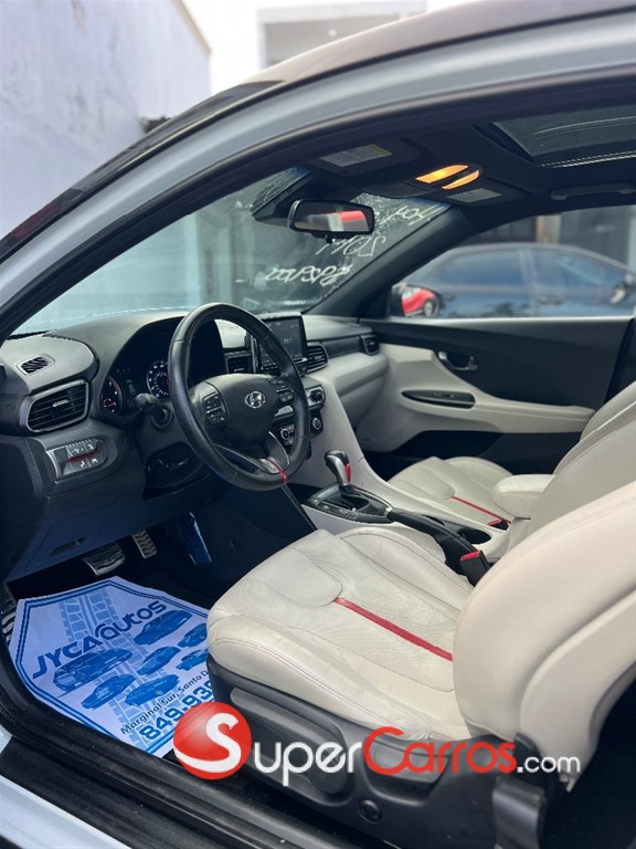 2019 Hyundai Veloster Turbo — foto 6 / 11