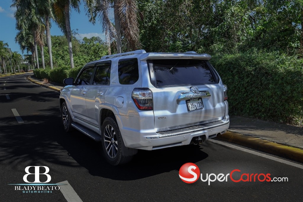 2016 Toyota 4 Runner Limited — foto 6 / 11