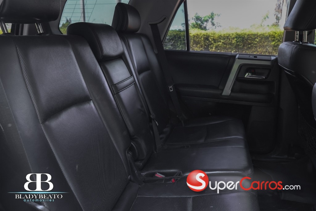 2016 Toyota 4 Runner Limited — foto 8 / 11
