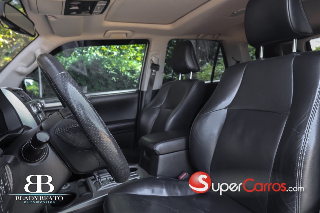 2016 Toyota 4 Runner Limited — foto 11 / 11