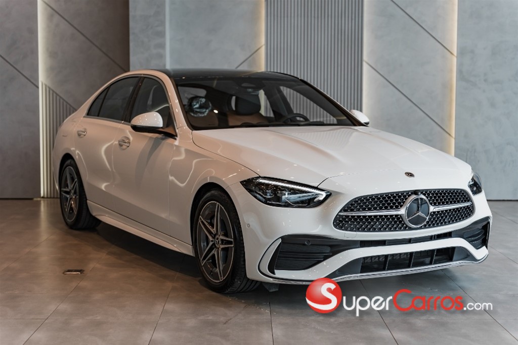 2026 Mercedes-Benz Clase C 300 AMG Hibrid