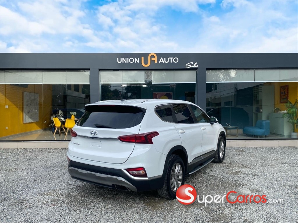 2019 Hyundai Santa Fe SE — foto 2 / 9