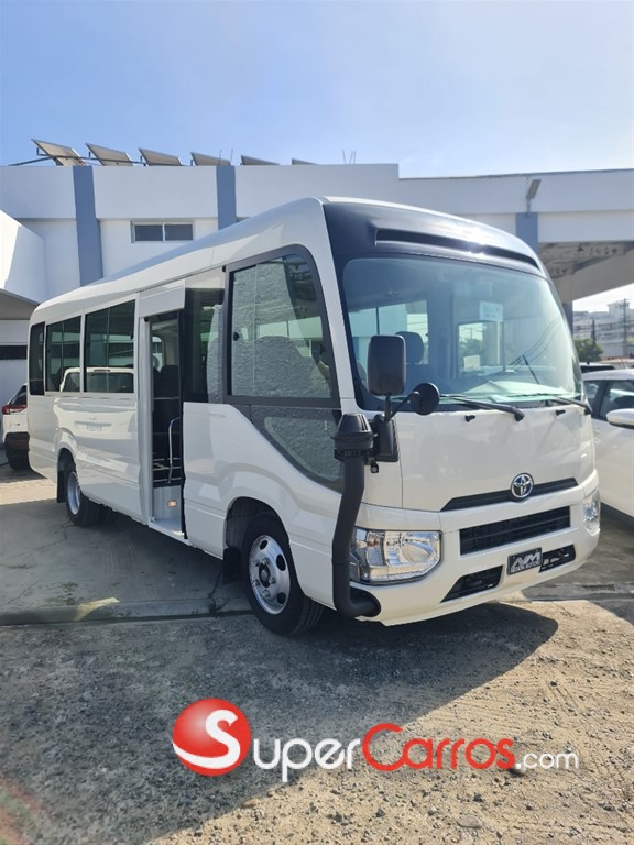2026 Toyota Coaster — foto 2 / 10