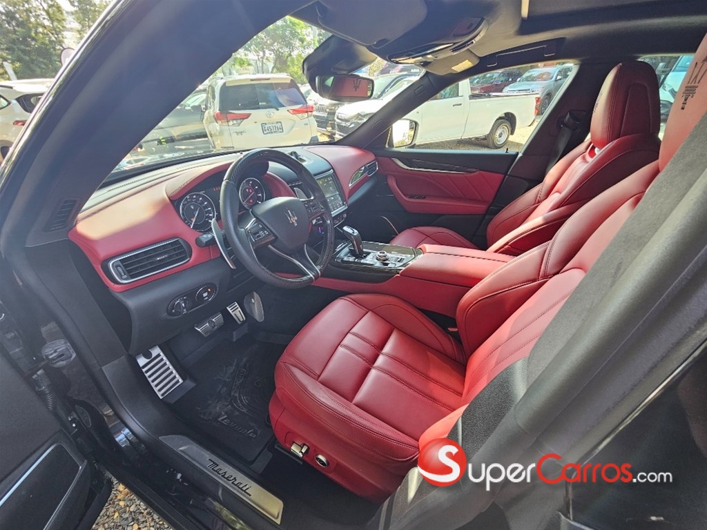 2022 Maserati Levante Modena — foto 5 / 11