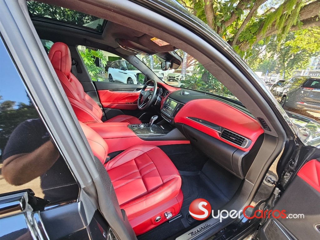 2022 Maserati Levante Modena — foto 7 / 11
