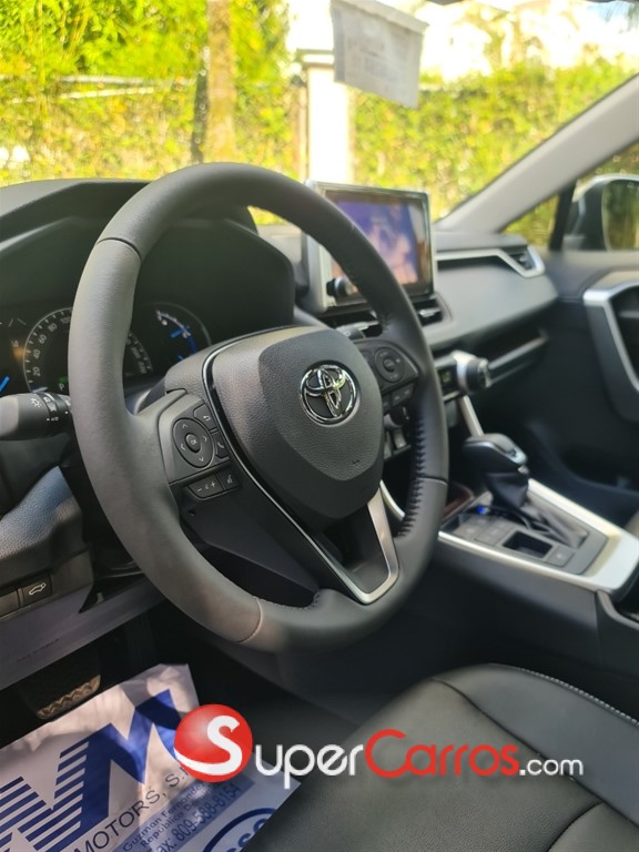 2025 Toyota RAV4 Limited Hybrid — foto 5 / 10