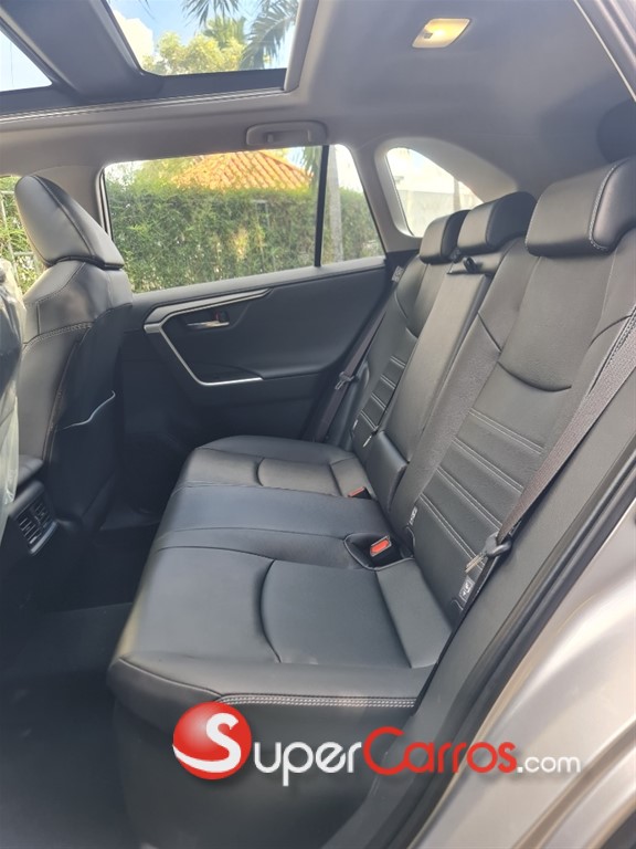 2025 Toyota RAV4 Limited Hybrid — foto 10 / 10
