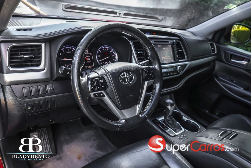 2015 Toyota Highlander — foto 2 / 10