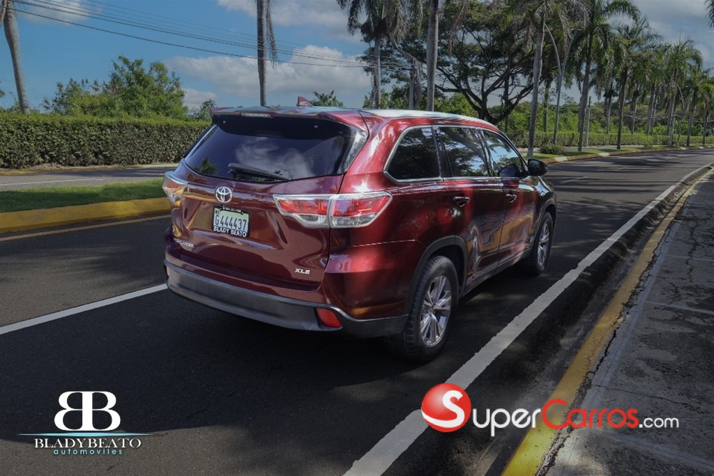 2015 Toyota Highlander — foto 7 / 10