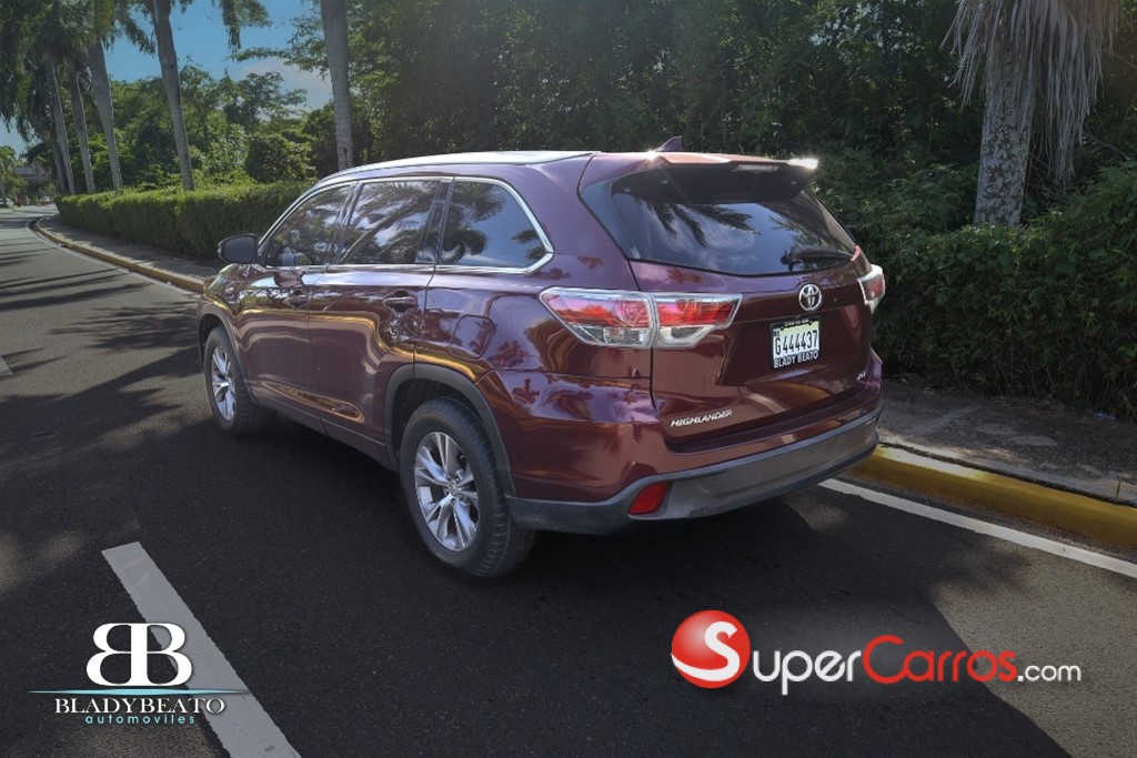 2015 Toyota Highlander — foto 9 / 10