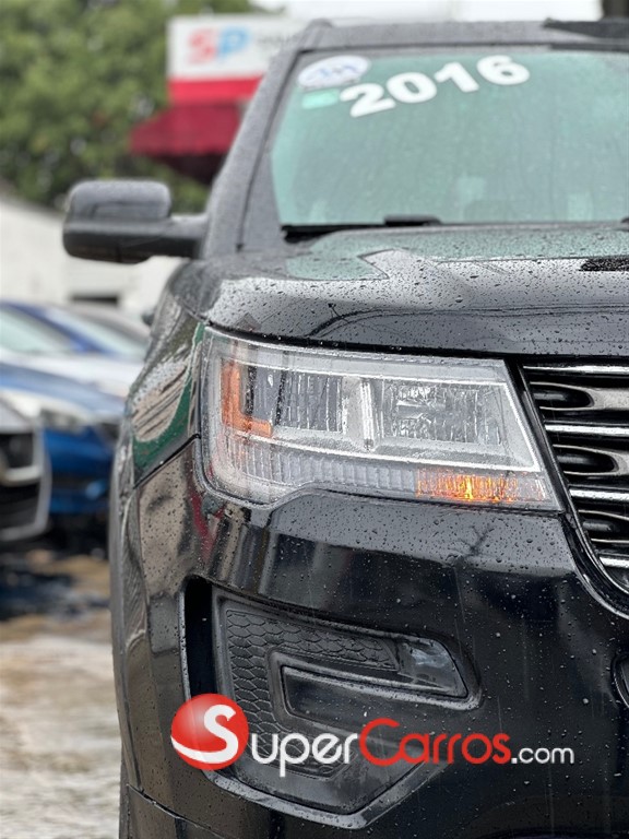 2016 Ford Explorer ECOBOOST — foto 4 / 10