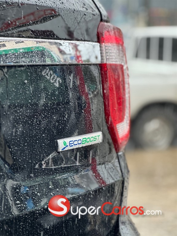 2016 Ford Explorer ECOBOOST — foto 10 / 10