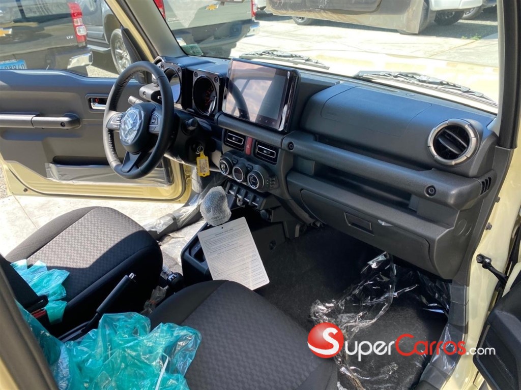 2026 Suzuki Jimny GLX — foto 6 / 9
