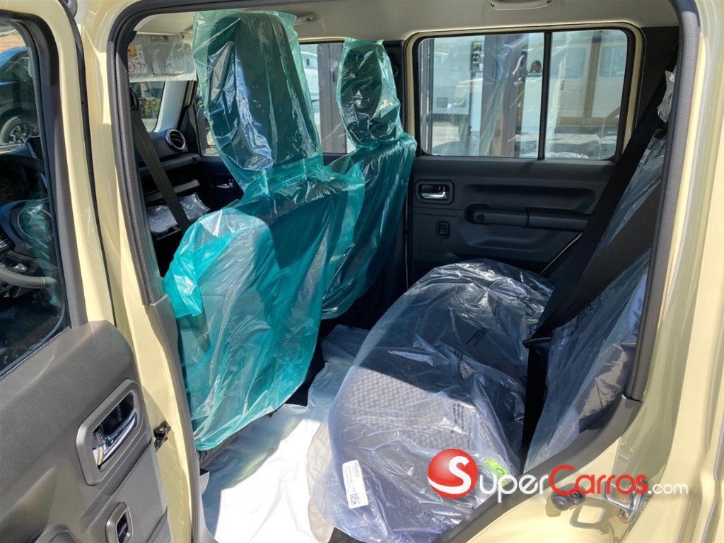 2026 Suzuki Jimny GLX — foto 8 / 9