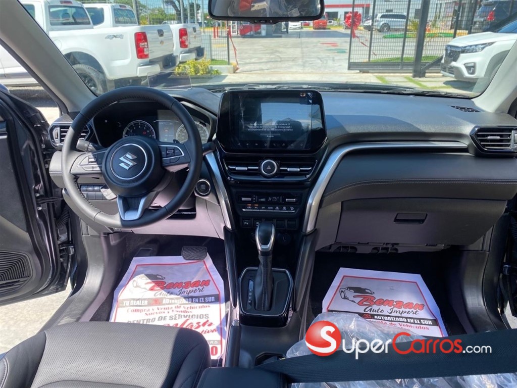 2025 Suzuki Grand Vitara GLX — foto 7 / 9