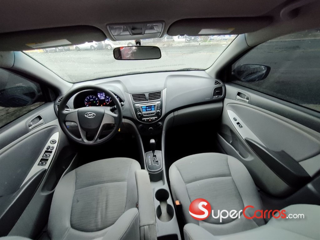 2016 Hyundai Accent GLS — foto 6 / 10