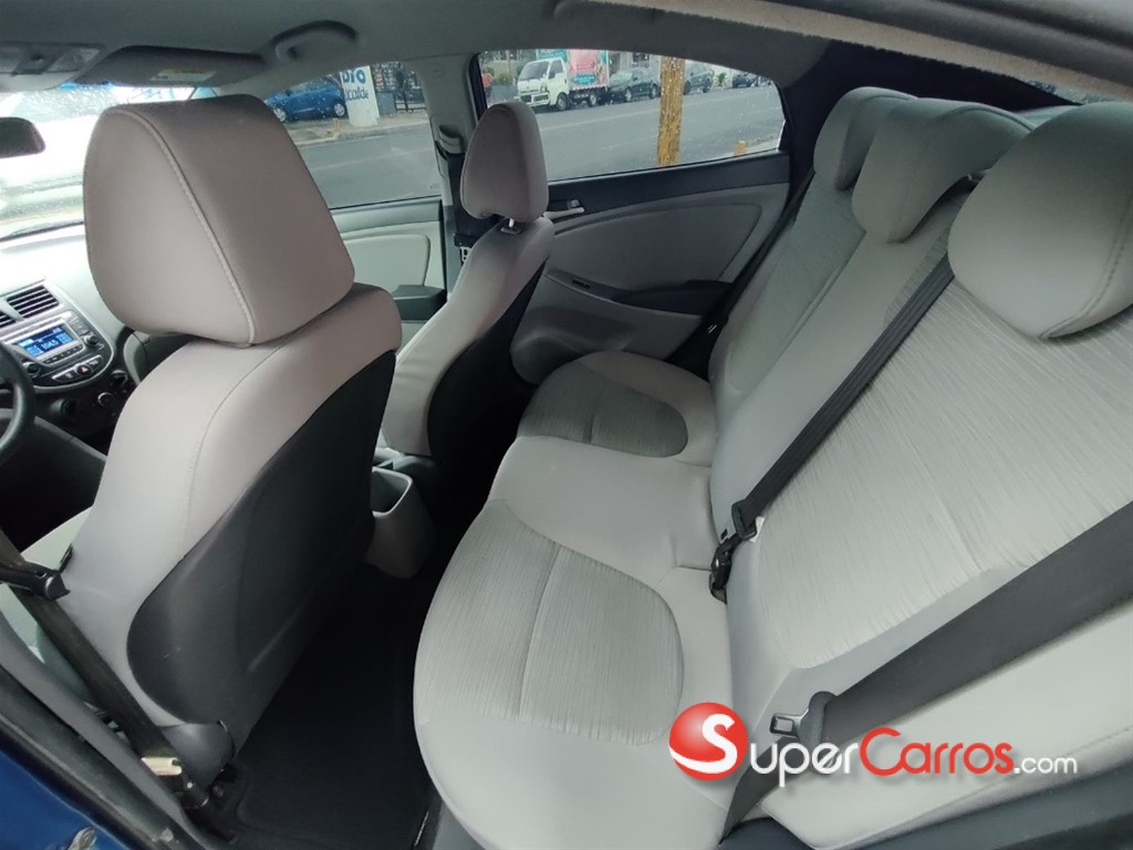 2016 Hyundai Accent GLS — foto 10 / 10