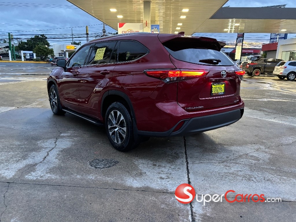 2020 Toyota Highlander XLE — foto 4 / 11
